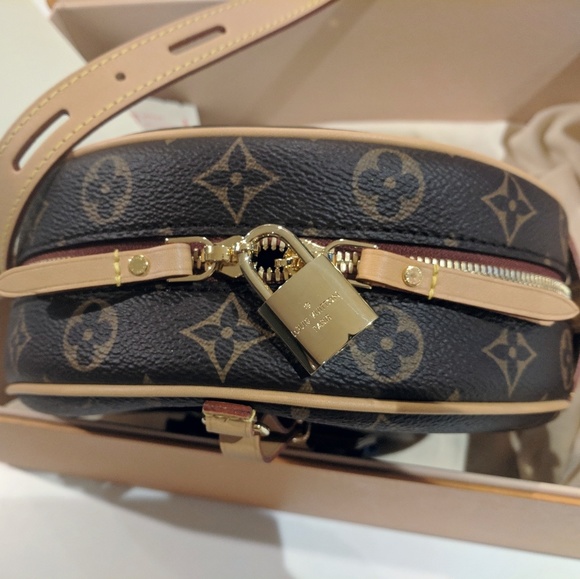 SOLD!!🎀Louis Vuitton Boite Chapeau Souple Bag - Picture 6 of 8